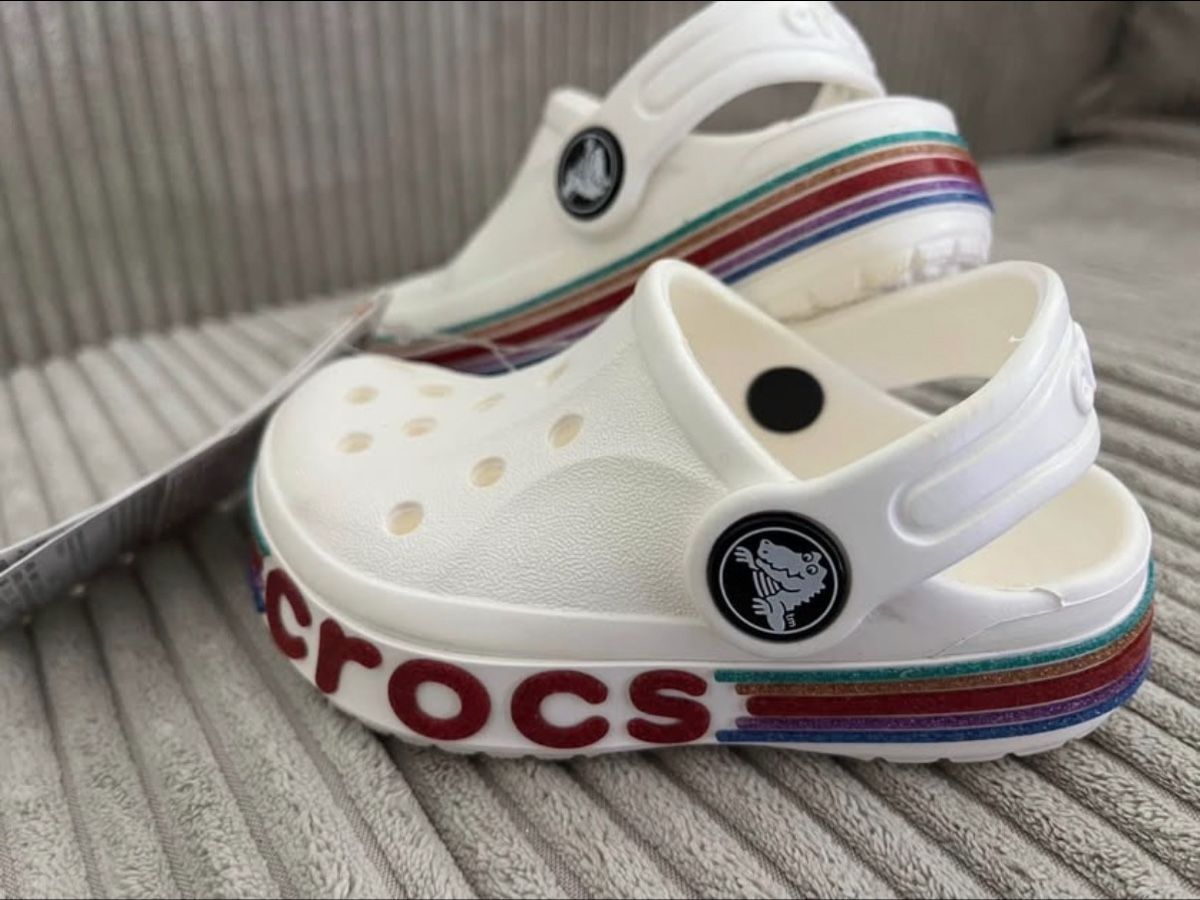 Crocs Schuhe für Mädchen: Crocs C5  – Neu (gemäss Beschreibung) aus Hombrechtikon von boa_8kth