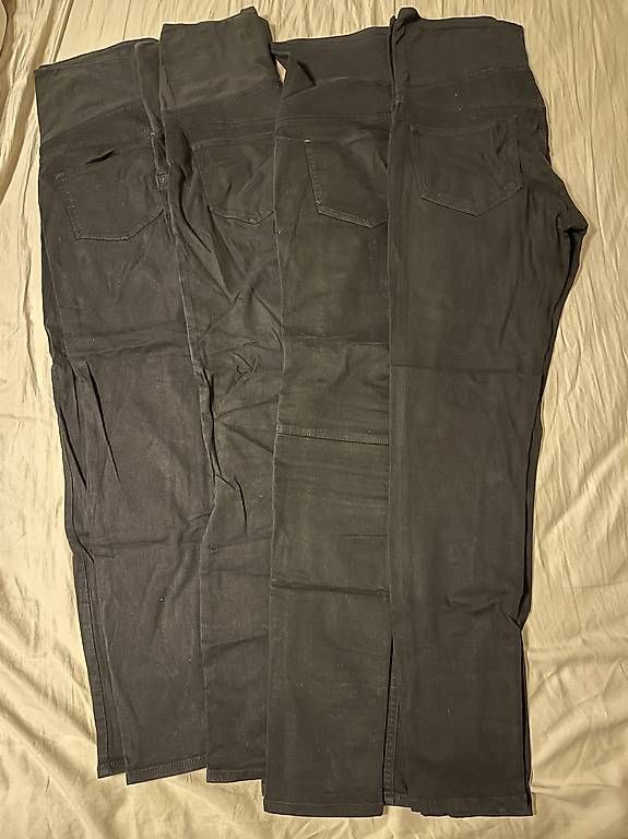 H&M Pantaloni: Pantalon de grossesse taille L/42 – Usato da Chavannes-Renens venduto da romina_margreth 1
