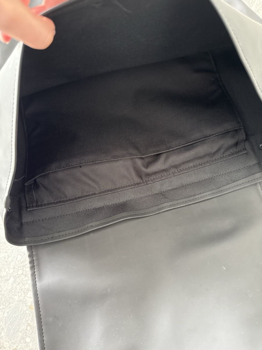 Rains Zaini: Rains Rucksack – Usato da Birmensdorf ZH venduto da nin.am 3