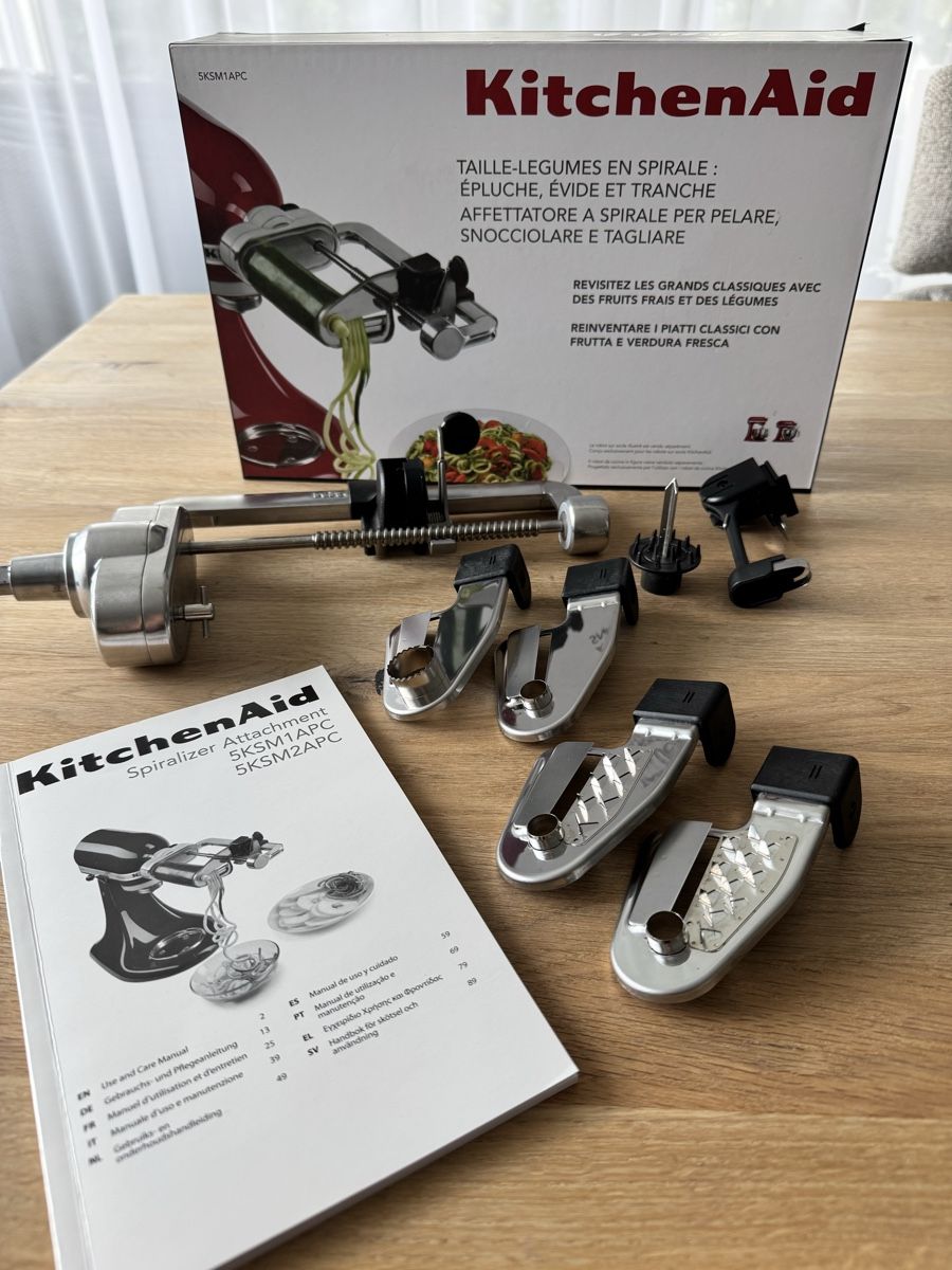 Kitchenaid Elettrodomestici da cucina: KitchenAid Artisan Schwarz, grosses Set – Nuovo (secondo la descrizione) da Einsiedeln venduto da Gunnar1000 1