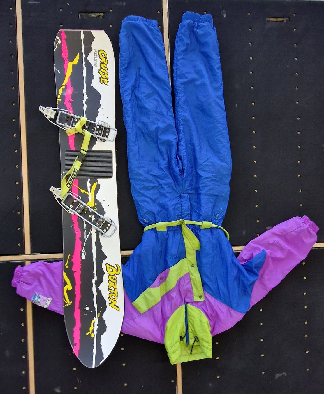 Burton Board: burton vintage retro snowboard – Usato da Dielsdorf venduto da hallo1 2