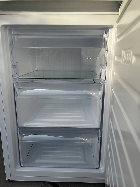Gefrierschrank: Congelatore AKAI – Gebraucht aus Ligornetto von ema_s9w7 1
