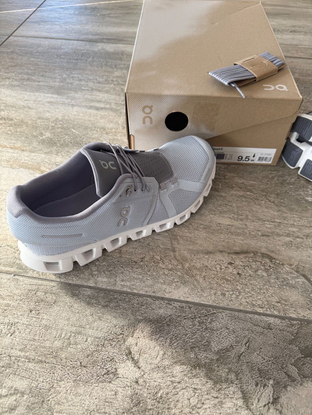 On Scarpe da donna: On Cloud Heather/Fossil Gr.41 neu – Nuovo e nell'imballaggio originale da Sursee venduto da Kaloo01 3
