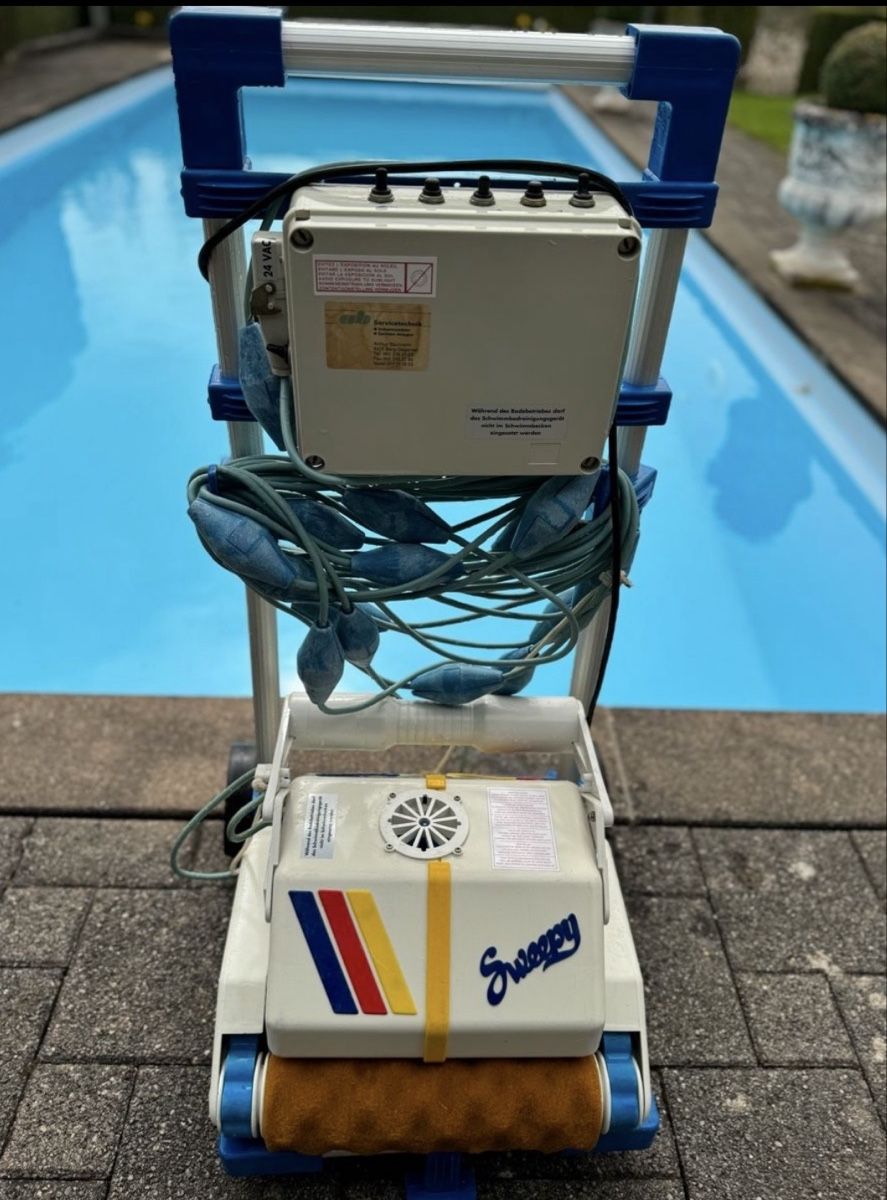 Schwimmbad-Zubehör: Sweepy Schwimmbad/Pool Reinigungs-Roboter – Gebraucht aus Zürich von Gianni 1