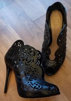 Schwarze Pumps von Alexander McQueen, Gr. 36, passen Alaïa