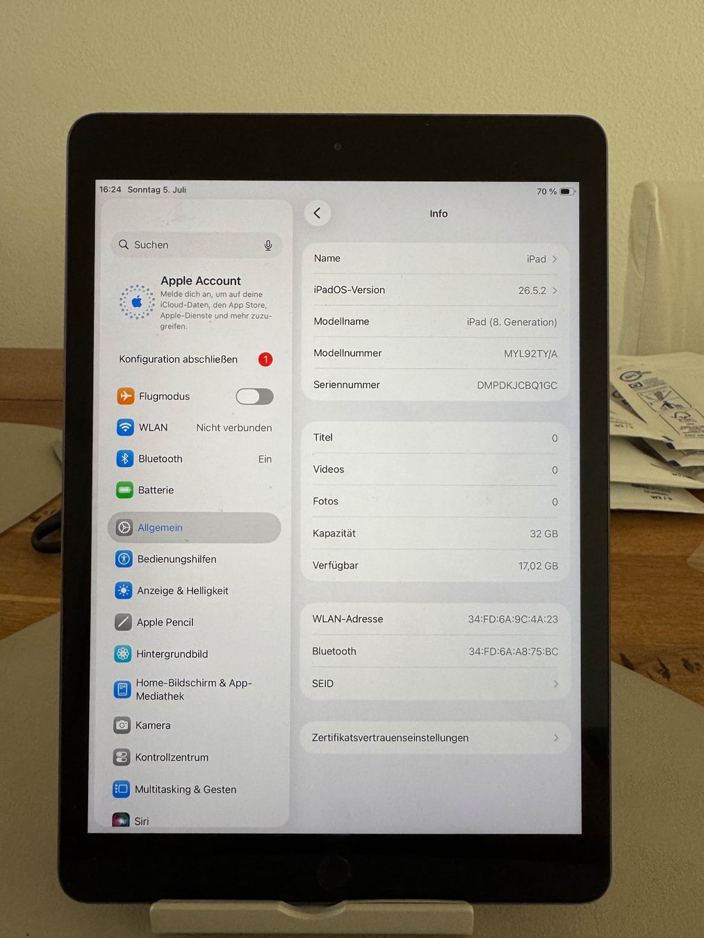Apple Tablet PC: iPad 8 Generation – Usato da Adliswil venduto da Busys 1