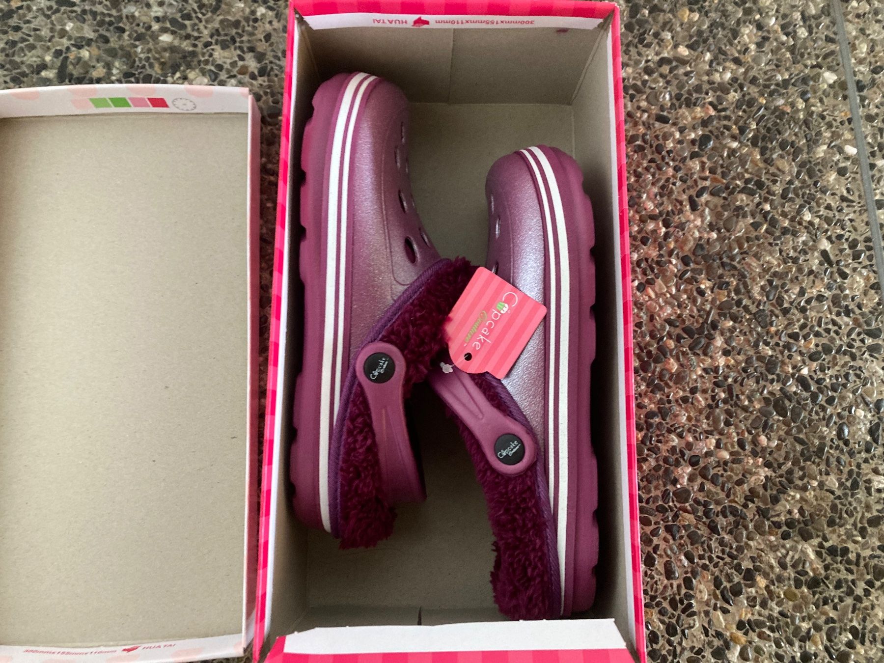 Schuhe für Mädchen: Neue Clogs, gefüttert Gr. 34 – Neu und originalverpackt aus Aetingen von Nadinsky