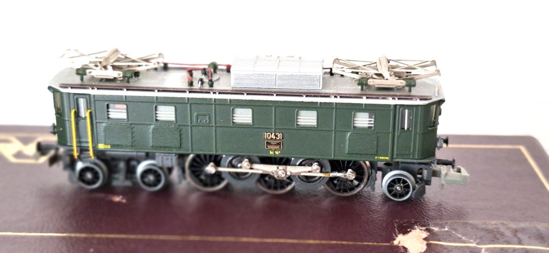 Fulgurex Modellini di ferrovie: Fulgurex Ae 3/6 II SBB  10431 – Usato da Biberist venduto da Ntrains 4