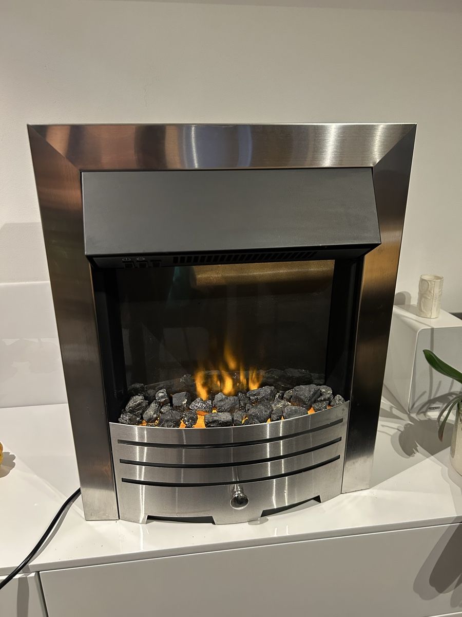 Cheminée: Elektrischer Kaminofen – D'occasion à Aeschlen ob Gunten par Maensch 1