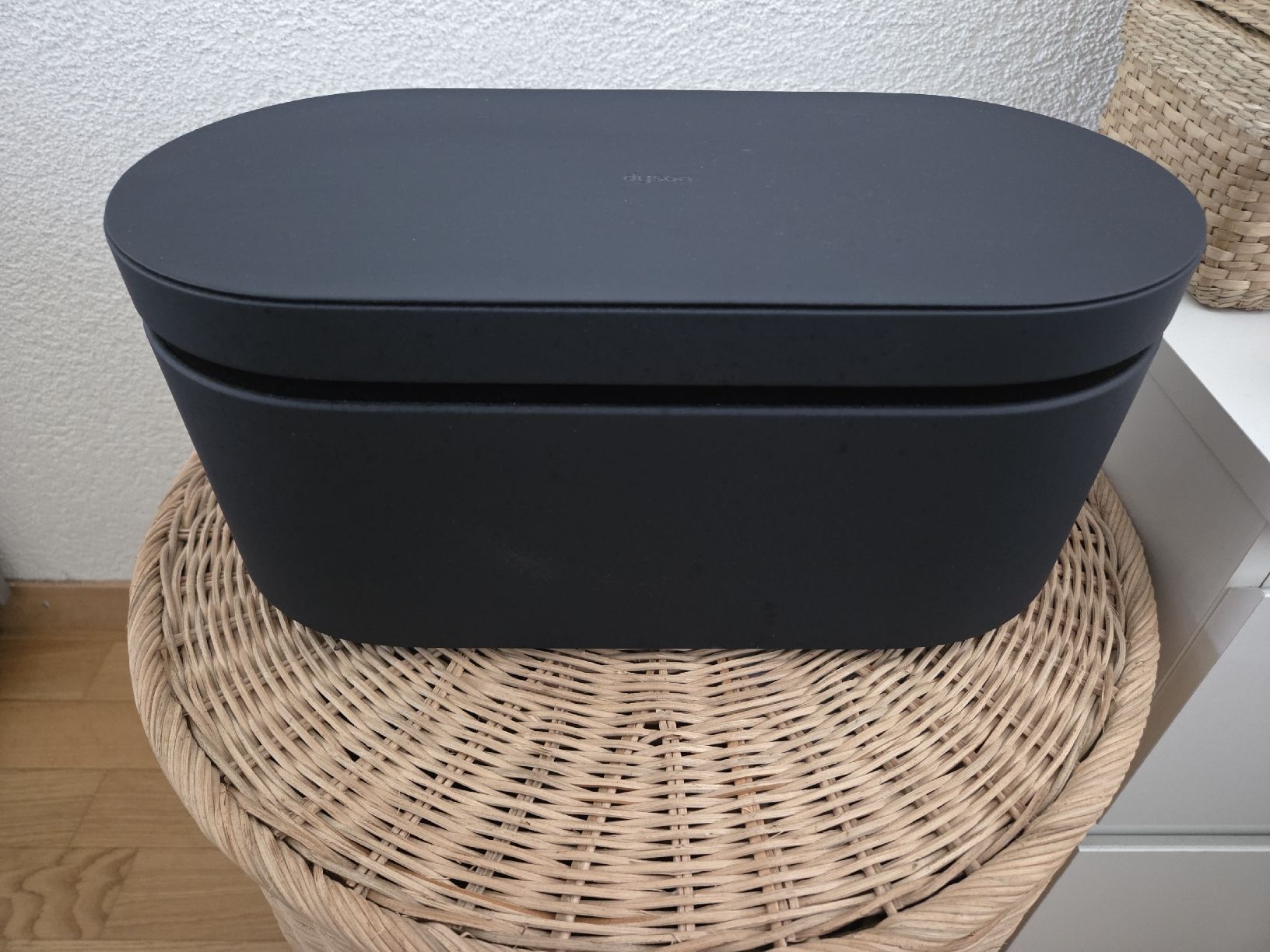 Dyson Sèche-cheveux: Dyson Airwrap Complet Bleu avec étui – Neuf (Voir description) à Bramois par sop_9jpz 1