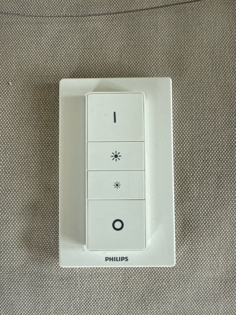 Philips Kronleuchter & Deckenlampen: Deckenleuchte Philips Hue White Ambiance Being – Gebraucht aus niederhasli von Ramonh 4