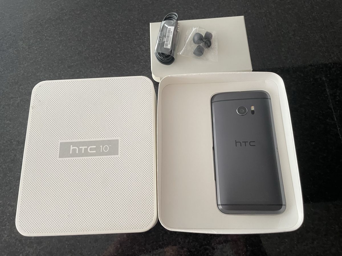 HTC Portables: HTC 10 – D'occasion à Grenchen par jogi_90 1