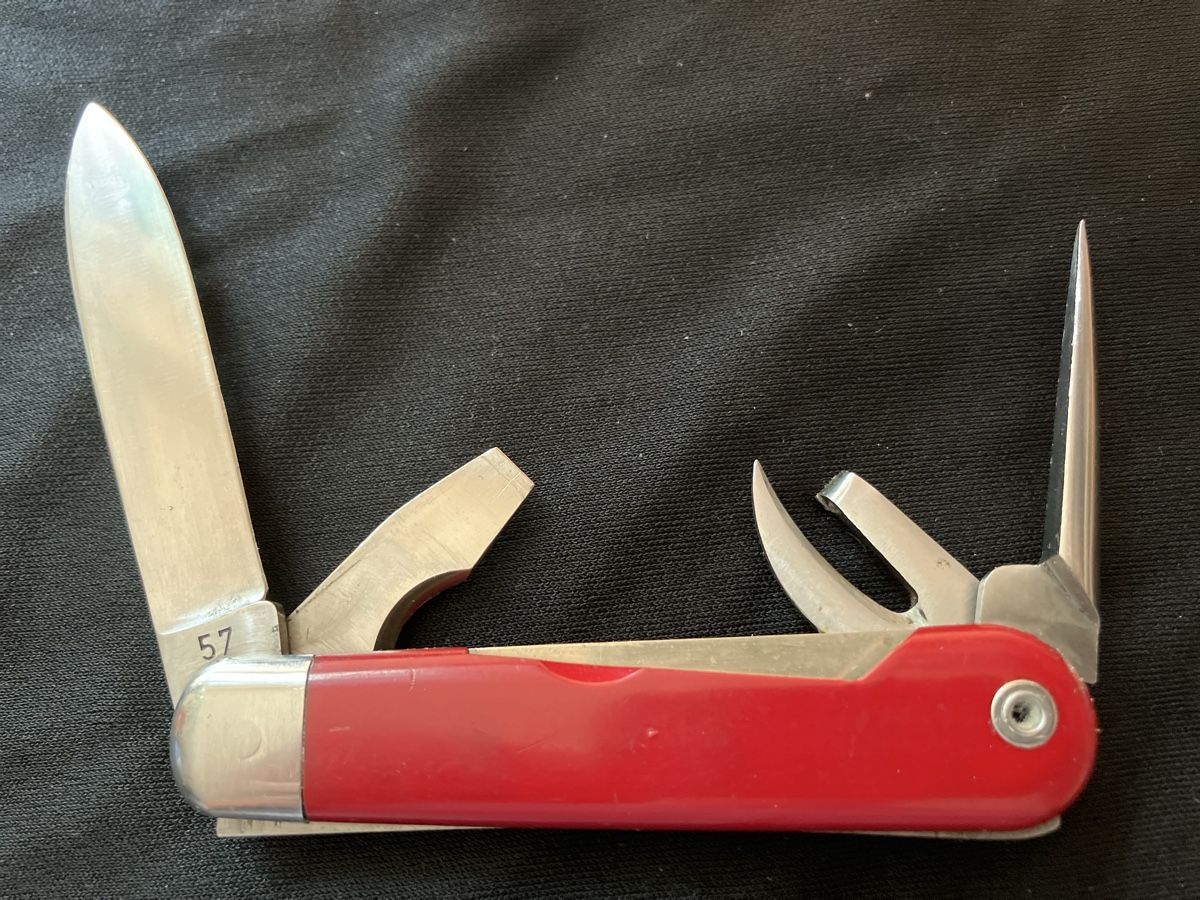 Wenger Militärmesser: Wengerinox Grilon Messer 1957 – Gebraucht aus Zürich von Classic_Collection_Zurich 1