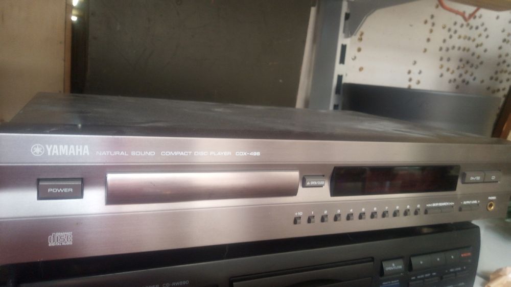 Yamaha Multimediaplayer & Streamer: Yamaha CDX-496 CD-Player  – Gebraucht aus Belp von Guadalupe84