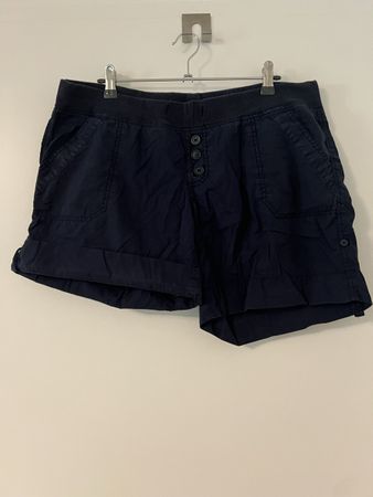 Dunkelblaue Shorts (Gr.42)