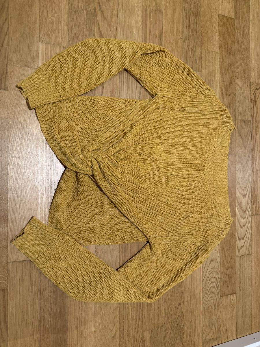 Pullover & Sweatshirts: Gelber Strickpullover gr M – Gebraucht aus Schaffhausen von GLXTCH 2