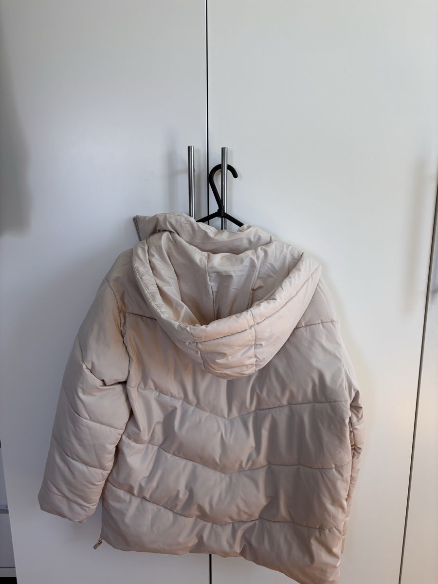 Jacken: cremefarbene Puffer Winterjacke – Gebraucht aus Erlen von xdi_yy28 2