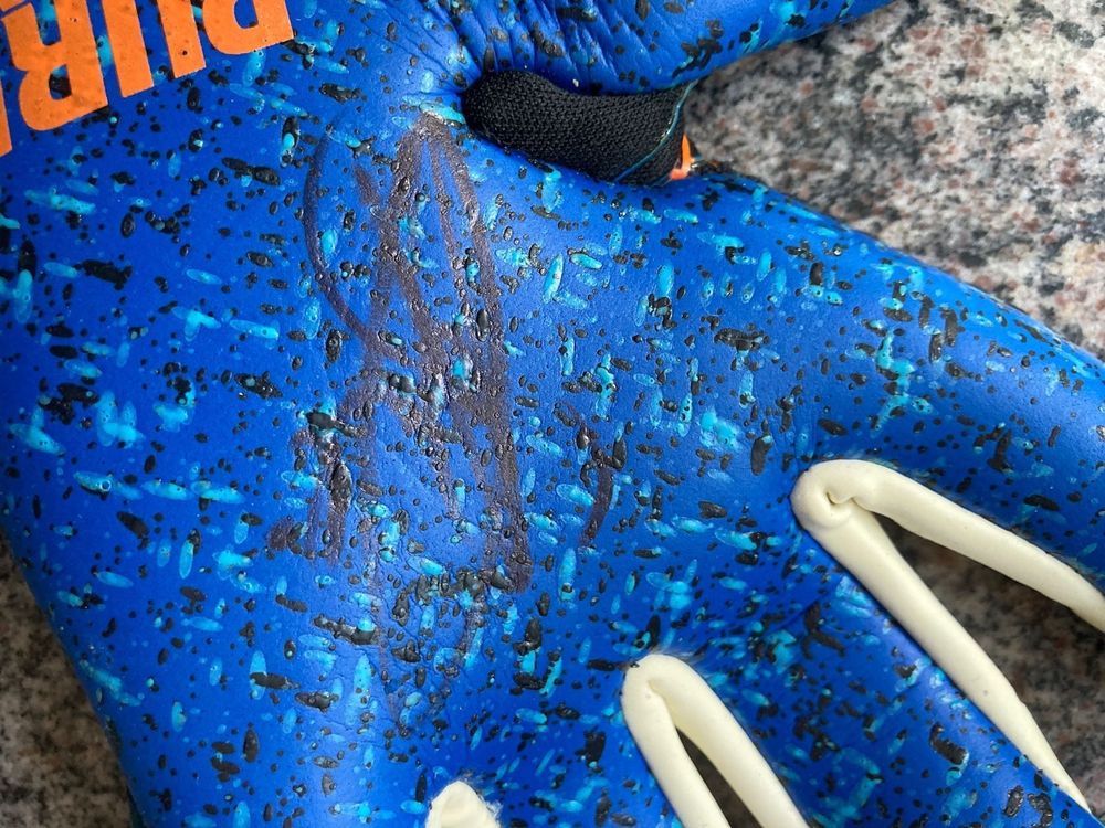 Torwart Handschuh Original Signiert von Wojciech Szcesny Kaufen auf