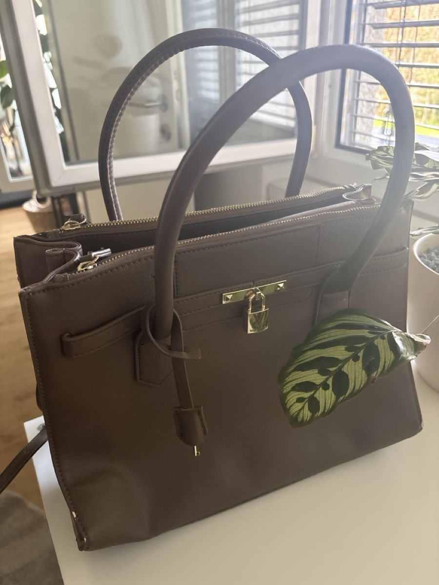 Valentino Taschen für Damen: Valentino Handtasche – Gebraucht aus St. Peterzell von Hiakm