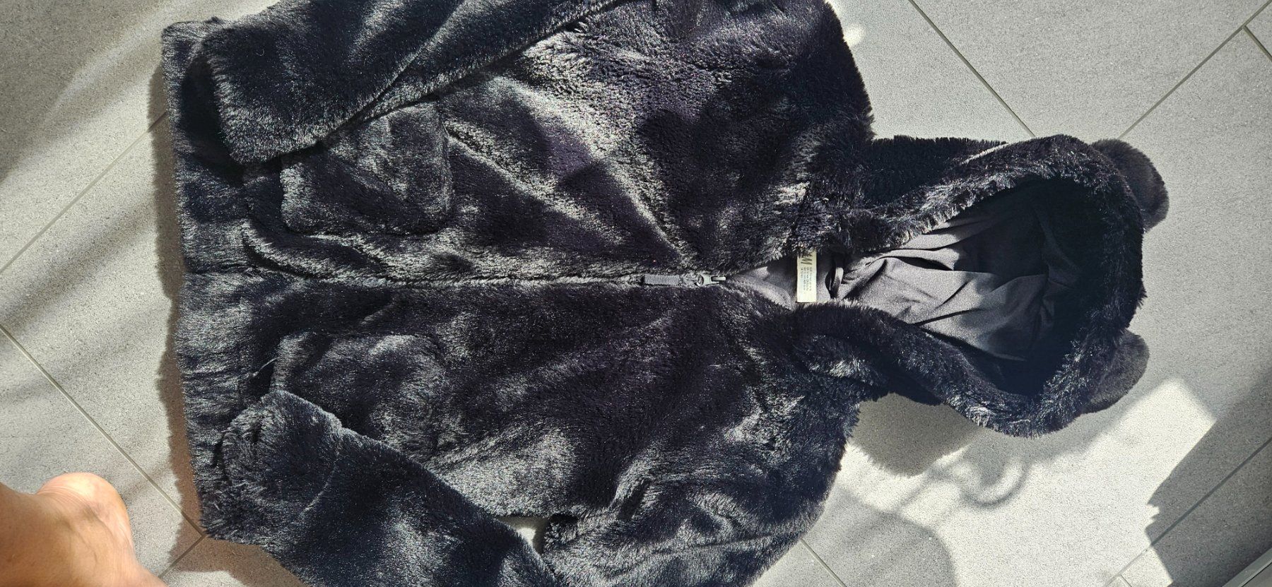 H&M Jacken & Mäntel: Teddyjacke Gr.158/164 – Gebraucht aus Basel von Ricardo.adela24 2