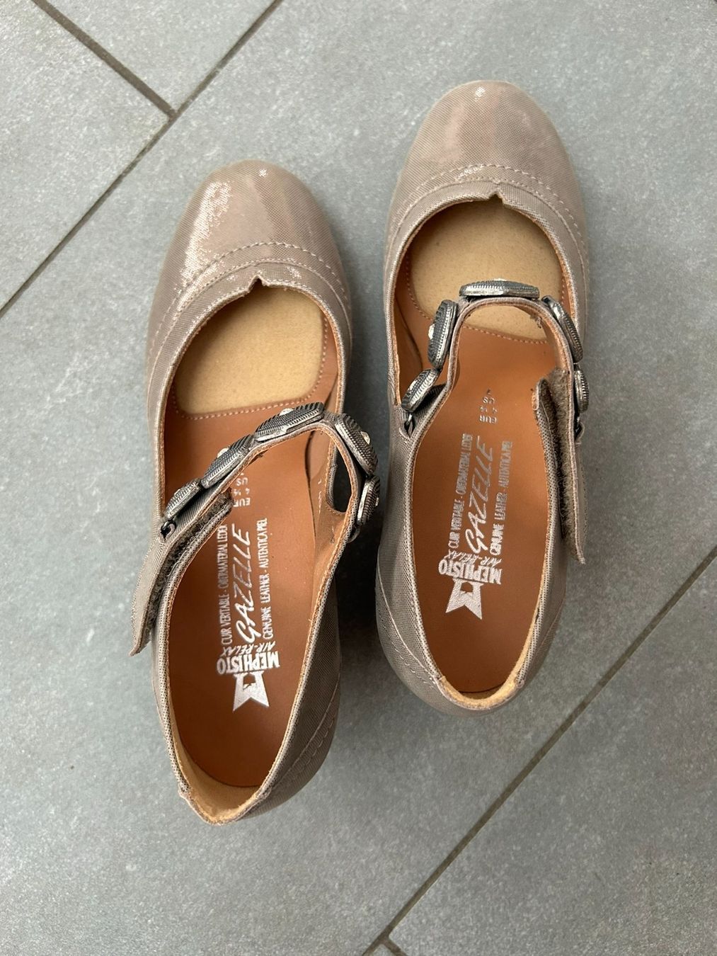 Mephisto Scarpe da donna: Wunderschöne Mephisto Pumps Gr. 4,5 oder US 7, neuwertig – Usato da Iseltwald venduto da Waldisch 3