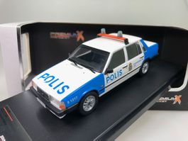 Volvo 740 Polis - PremiumX - 1:43