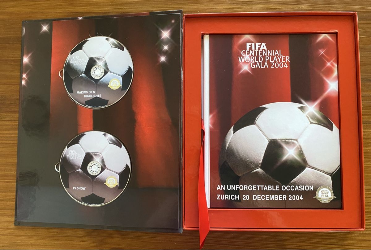 Alben: FIFA Gala 2004 Memories Box mit 2 DVDs – Neu (gemäss Beschreibung) aus Urdorf von Bets4 1