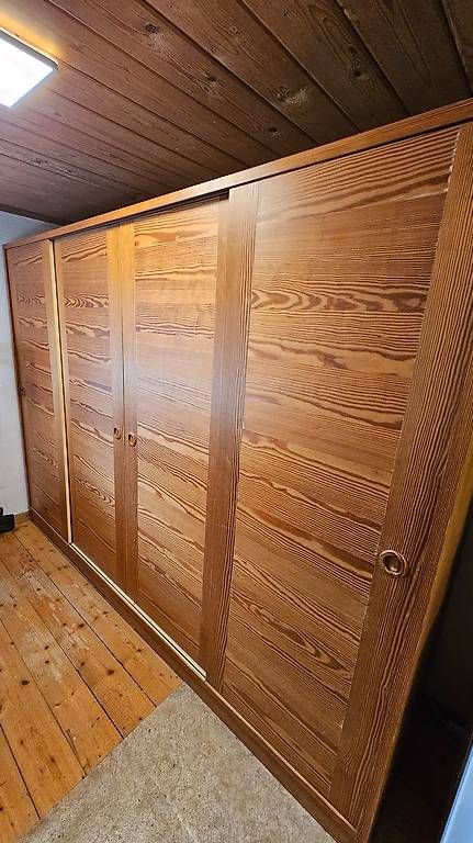 Schränke: Schiebetürschrank – Gebraucht aus Pfäffikon ZH von HeinzH010203
