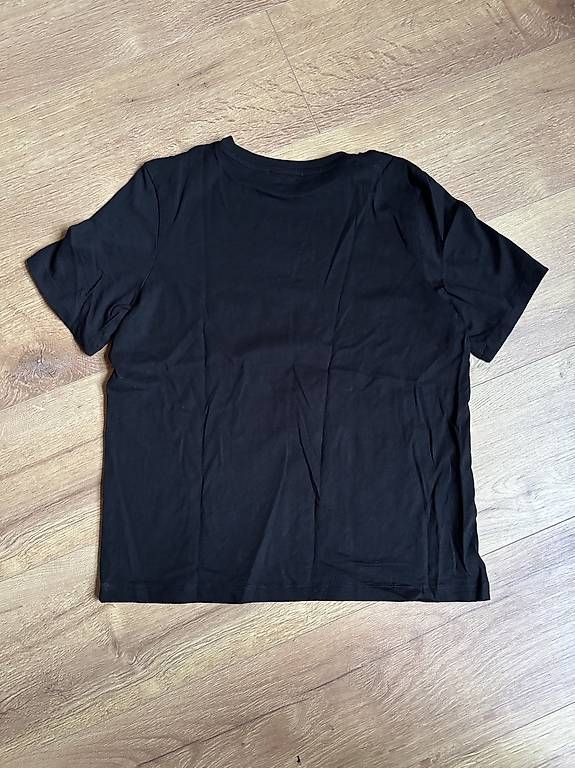 T-shirt: Baumwoll T-Shirt – Usato da Rupperswil venduto da az5_x87v 3