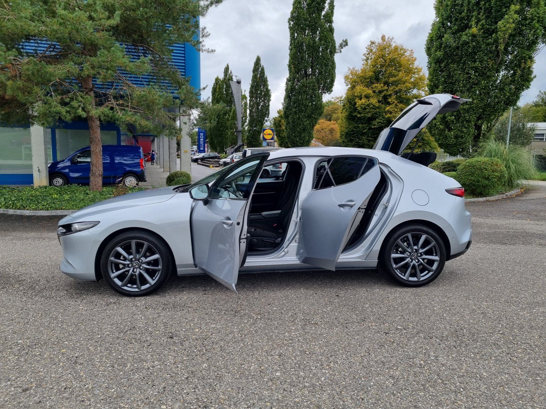 Mazda Automobili: Mazda 3  M-Hybrid 180 Revolution – Usato da Schaffhausen venduto da Buell1125CR 2