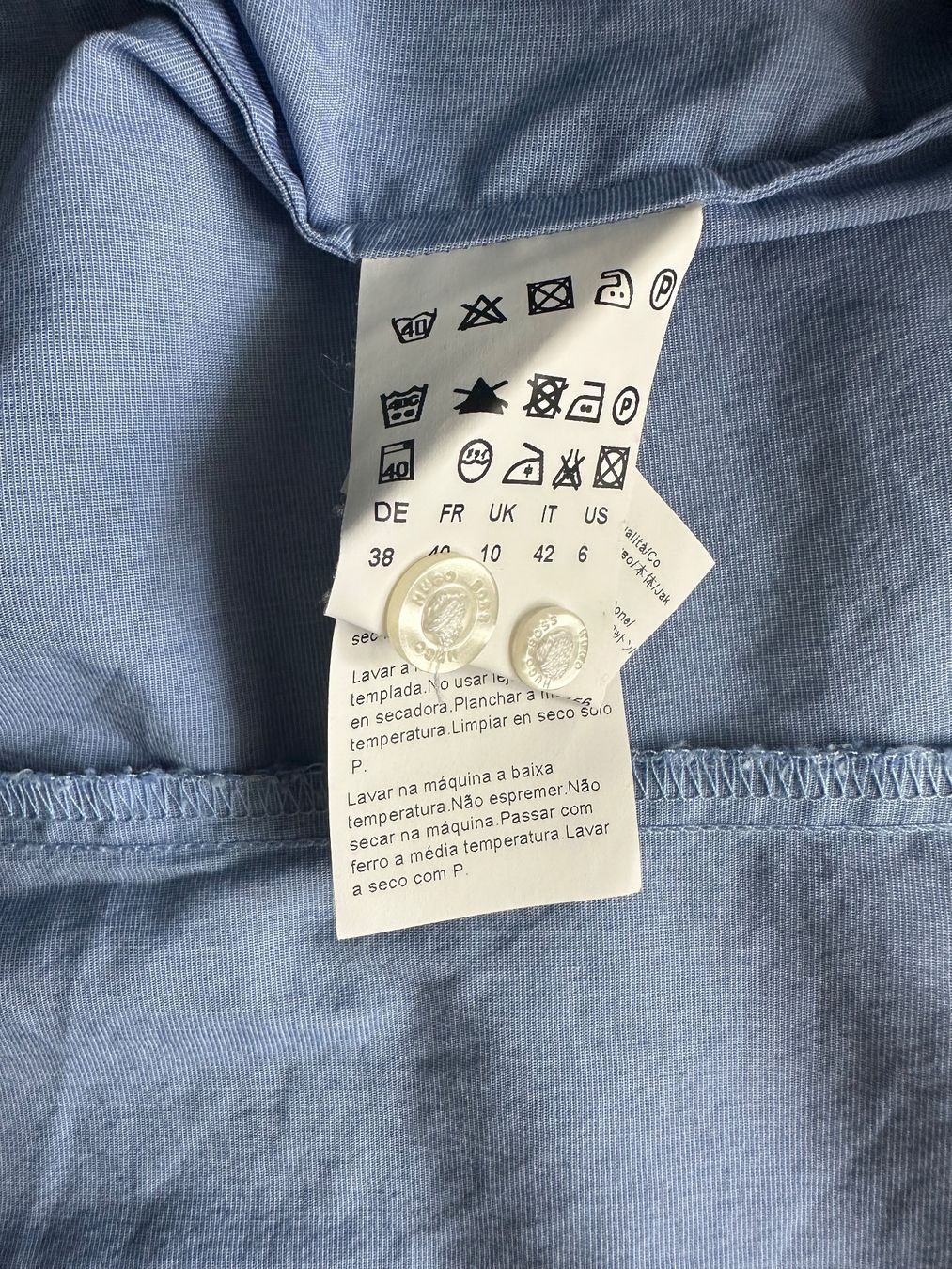 Hugo Boss Camicette: Leichtblaue Hugo Boss Bluse Gr. 38 – Usato da Winterthur venduto da Wiesentroll54 1