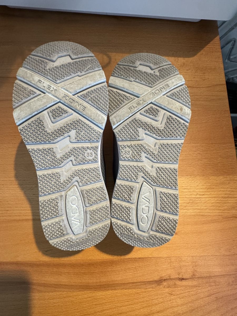 Schuhe für Mädchen: Vado Kinderschuhe Grösse 33  – Gebraucht aus Freidorf TG von sito75 1