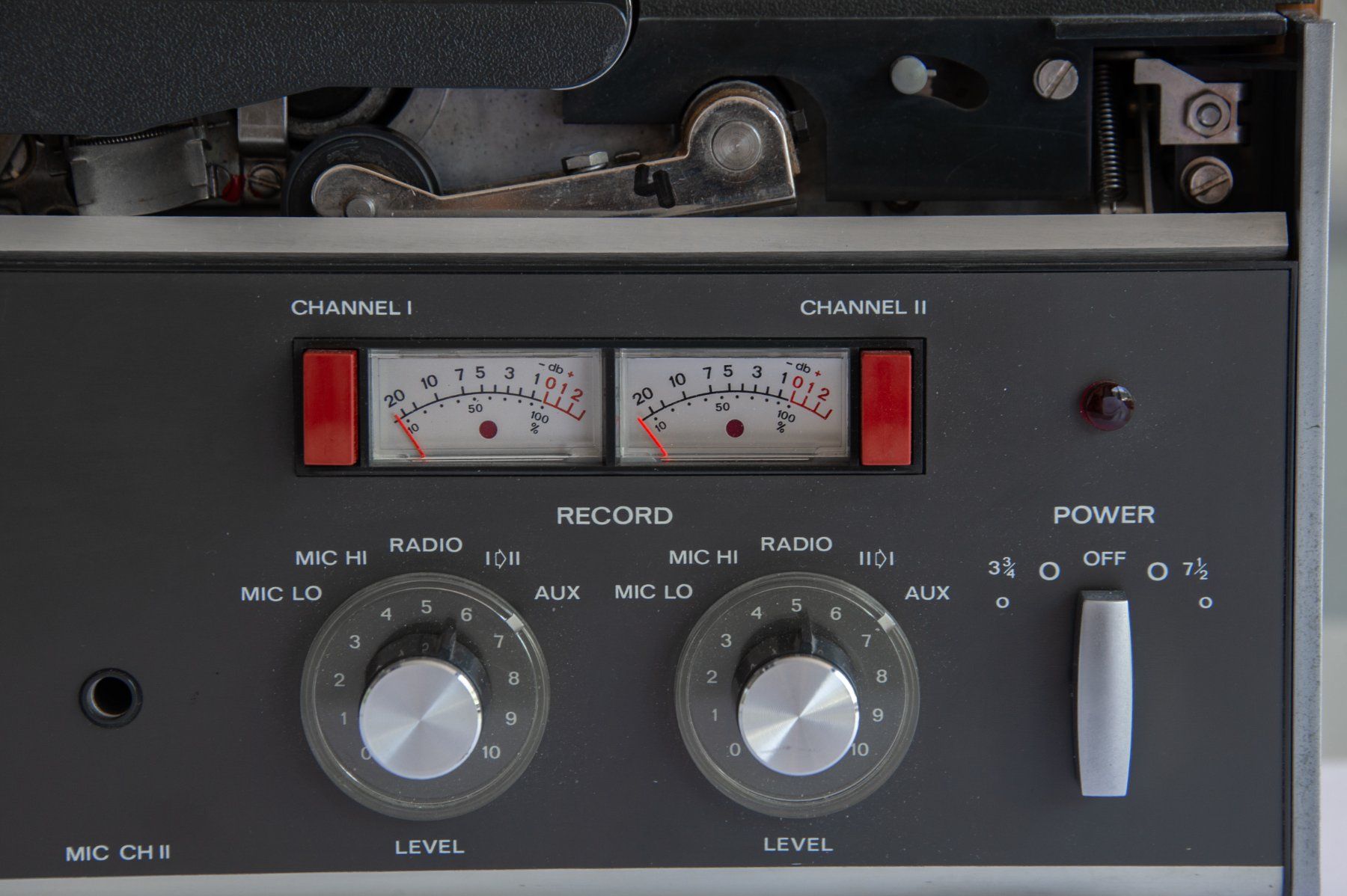 Revox Bandmaschinen: REVOX A77. 4-Spur – Gebraucht aus Rüti ZH von Fadeproof 4