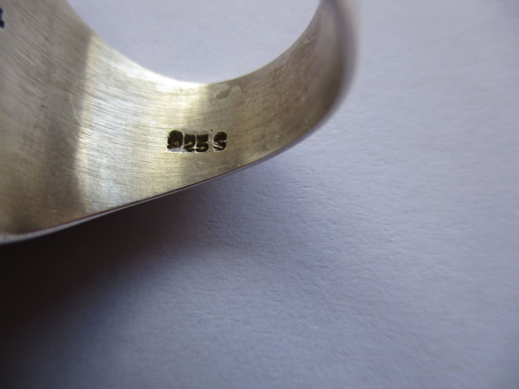 Bagues: Bague argent 925 et pierre verte – D'occasion à La Sarraz par vic_v6kz 3