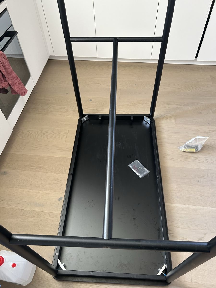 Ikea Set tavolo e sedie: Bartisch Tommaryd mit 4 Barstühlen – Usato da Bauma venduto da GMC_22 8