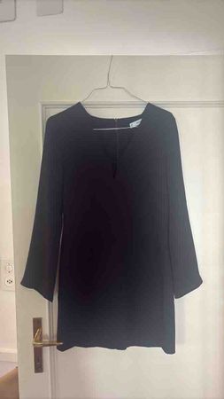 Kleid Mango schwarz mit Langarm