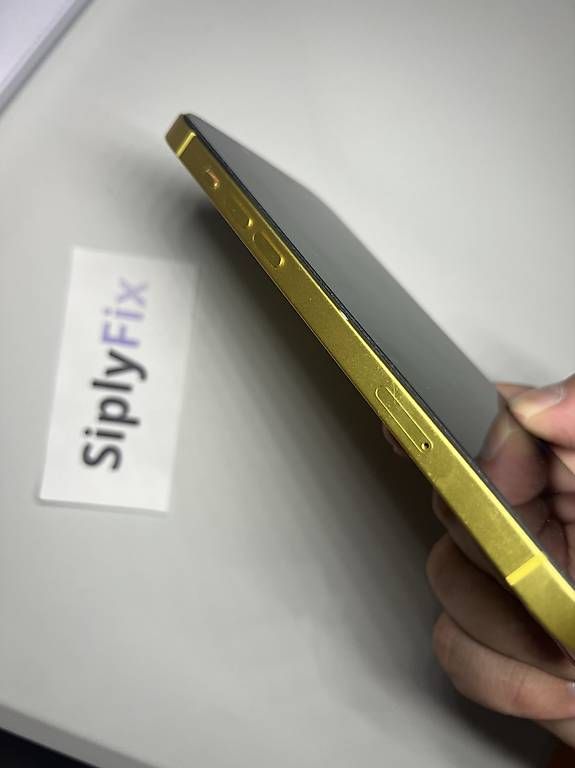 Apple Telefoni cellulari / Smartphones: iPhone 14 Plus ricondizionato – Usato da Locarno venduto da Kjaza 3