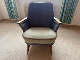 Gemütlicher Sessel im Vintage-Stil