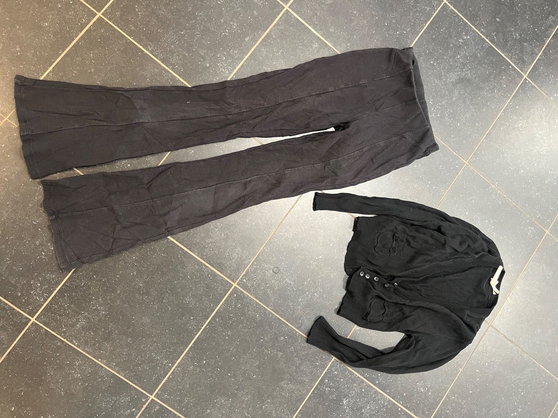 Lotti & Set di vestiti: Mädchenkleider, Grösse 164/172 – Usato da Gretzenbach venduto da Senta88 1