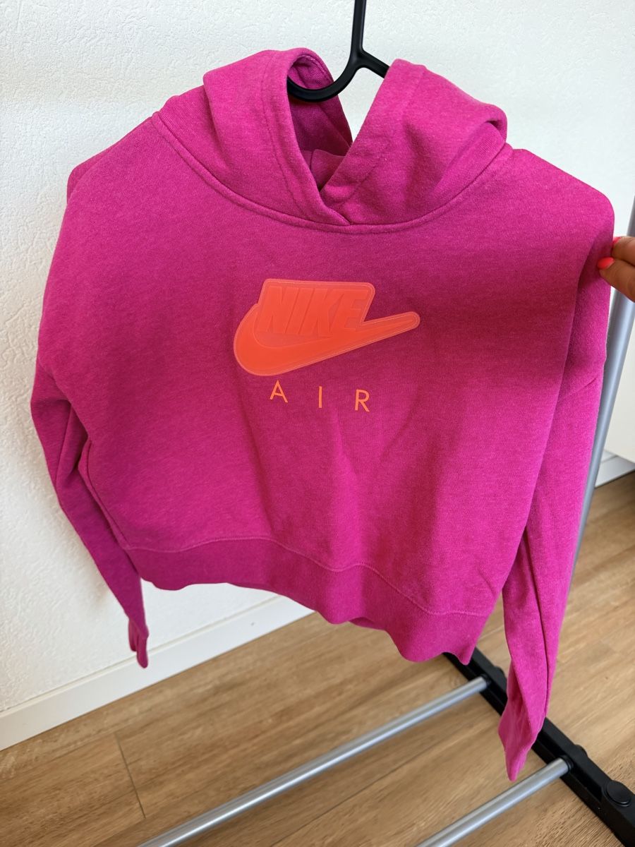 Nike Maglioni & Felpe: Sweat Nike taille 146/152 – Usato da Villars-le-Grand venduto da Eva_1986