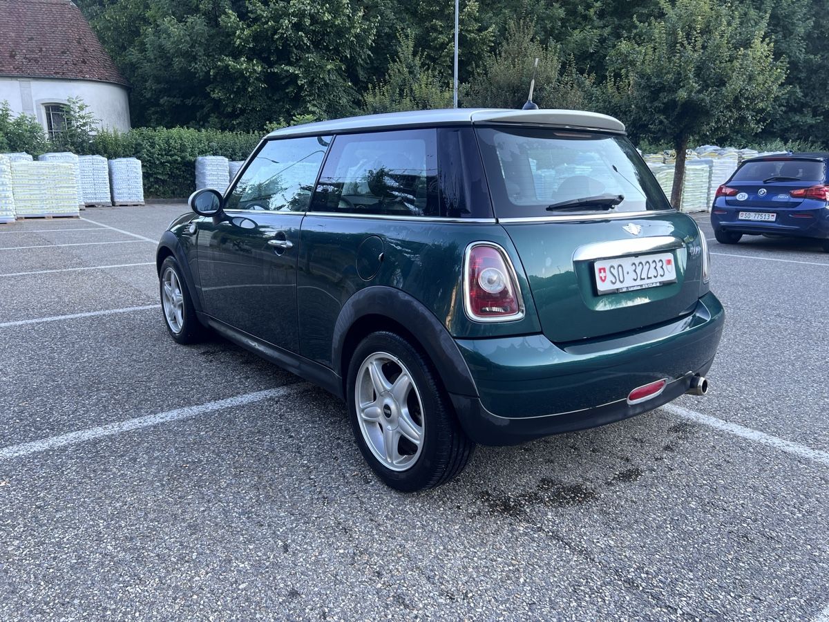 Mini Automobili: Mini Cooper 1.6 - frisch ab MFK 04.2026 – Usato da Oensingen venduto da keingeld 2
