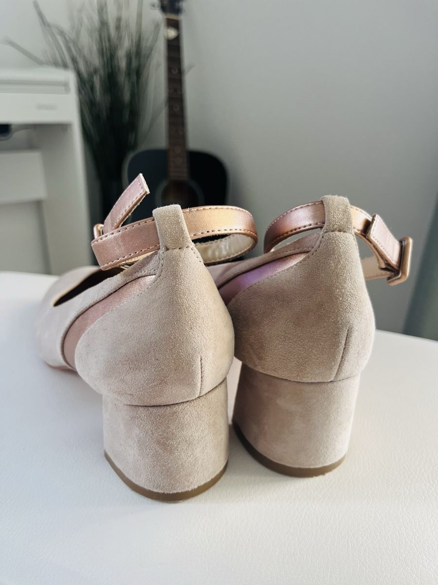 Scarpe da donna: Suede leather pumps - size 38 – Usato da Cully venduto da Maar_K 2
