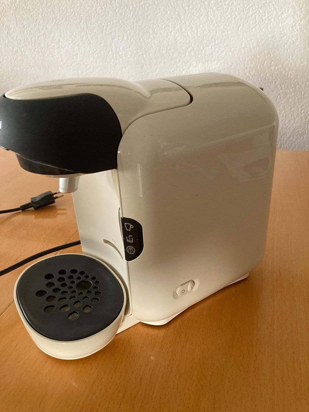 Bosch Macchine per caffè & Macchine per espresso: Bosch Tassimo Kaffeemaschine - inkl. Kapseln – Usato da Gelterkinden venduto da froggy80 2