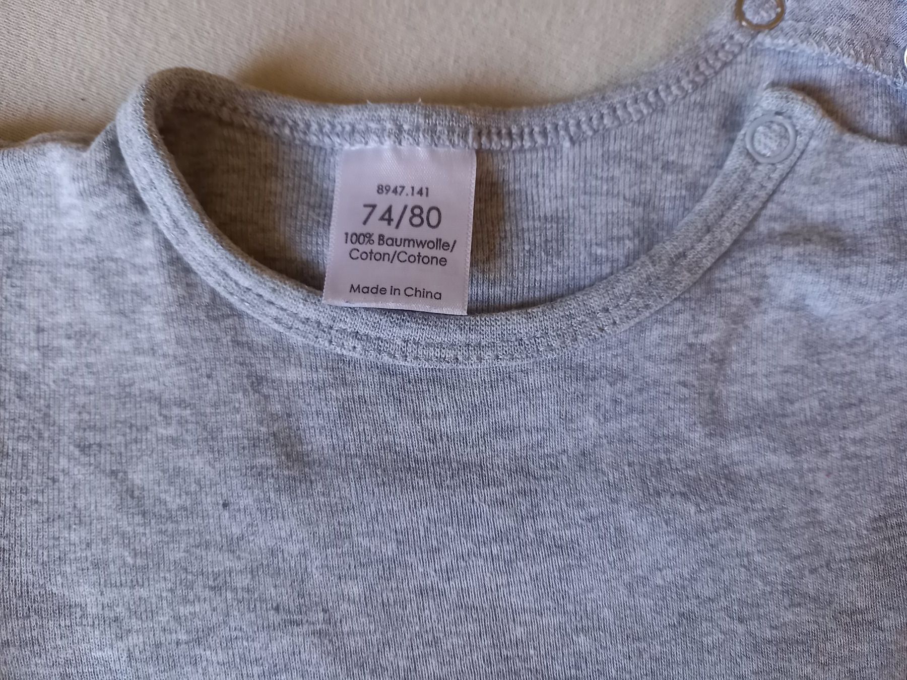 Biancheria intima: Set 2 Baby Kurzarm Bodies Gr. 74 / 80 – Usato da Unterengstringen venduto da saraman 3
