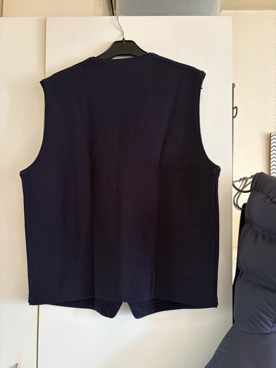 Gilet & Giacche: Weste Magazzino Ricambi – Usato da Basel venduto da Brunner.T 1