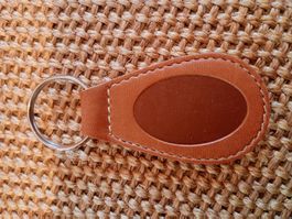 Schlüsselanhänger Echtleder, 9 cm, naturfarben, zweifarbig