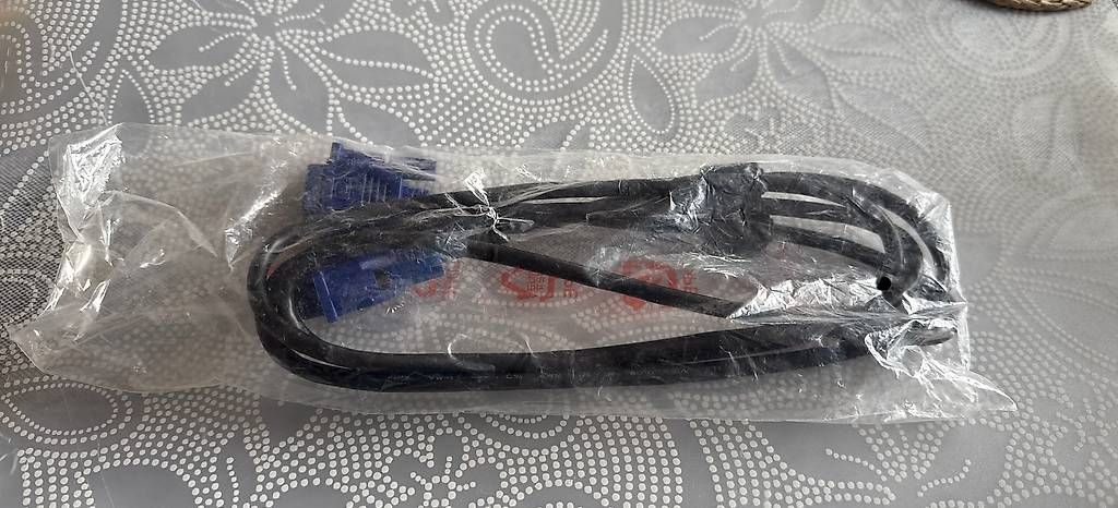 Cavi: VGA-Kabel 1.5m, neu – Usato da Brienz BE venduto da Nordlaendischer