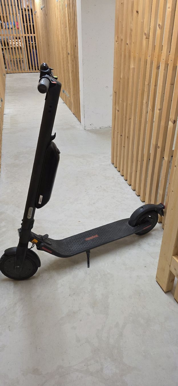 Scooters: Ninebot Segway – Gebraucht aus Näfels von 4youshop