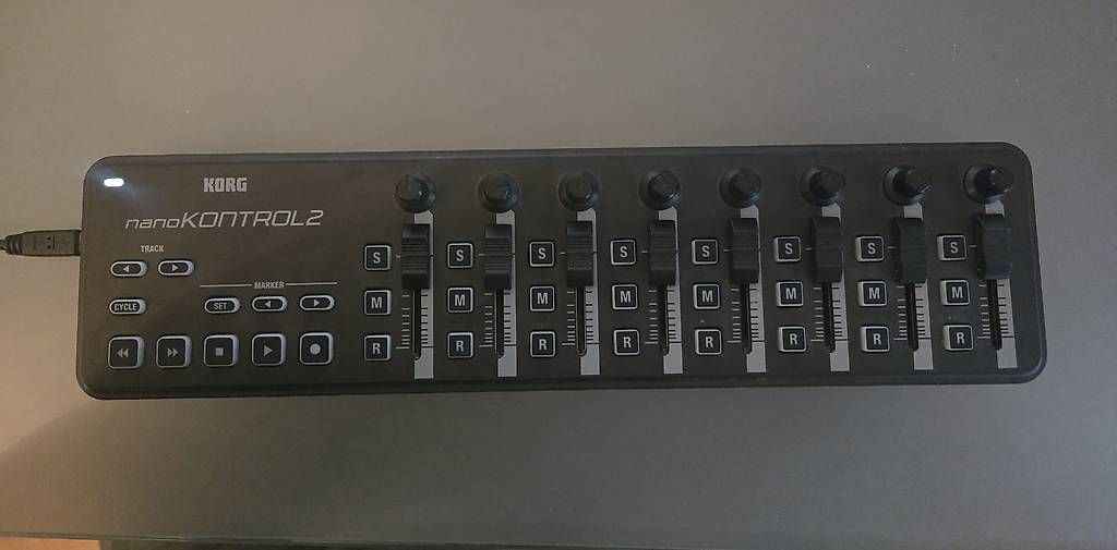 Mischpulte: Korg nanoKONTROL2 USB-MIDI-Controller / DAW-Controller – Gebraucht aus Basel von Mahapo