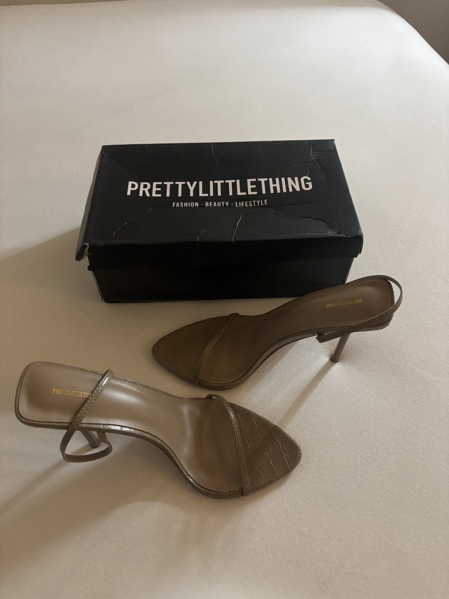 Scarpe per ragazze: talon neufs taille 37 – Nuovo e nell'imballaggio originale da Vouvry venduto da sha_rk5q 1